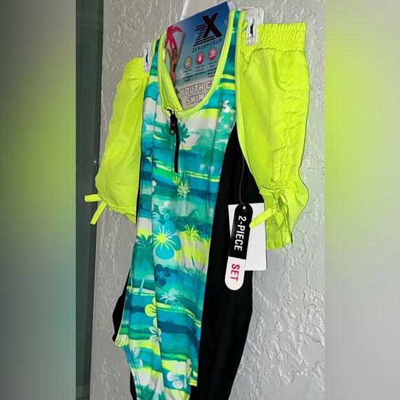 Girl's Floral 2-Piece Swimsuit Set with Neon Yellow Cover-Up Shorts - Picture 3 of 5